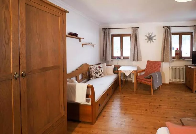 Hotelli Beim Lenz