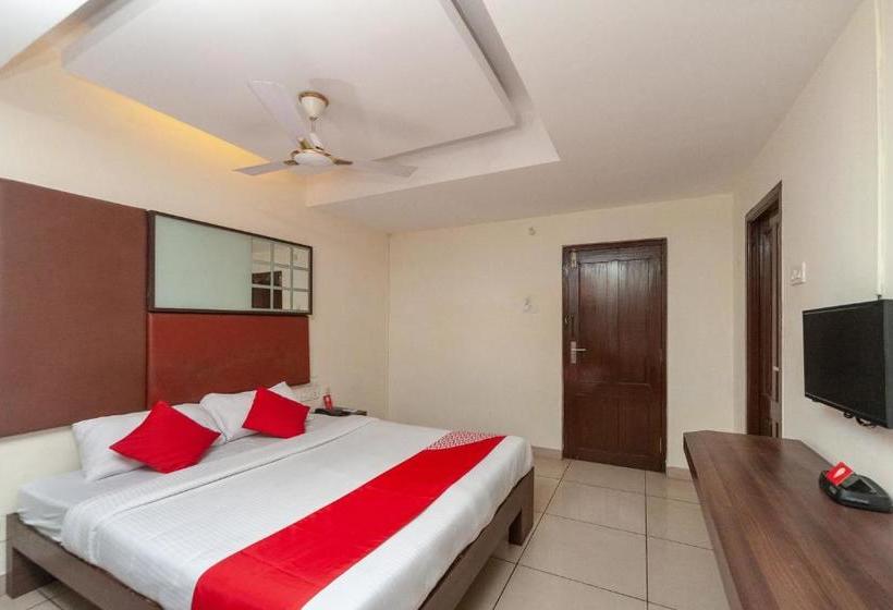 בית מלון כפרי Eshis Golden Manor