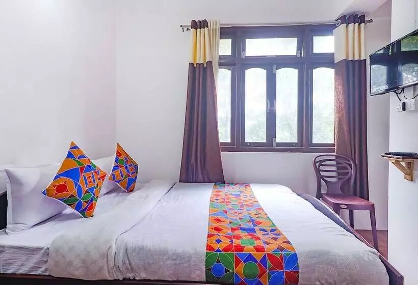 Hotelli Fabexpress Laxmi Niwas