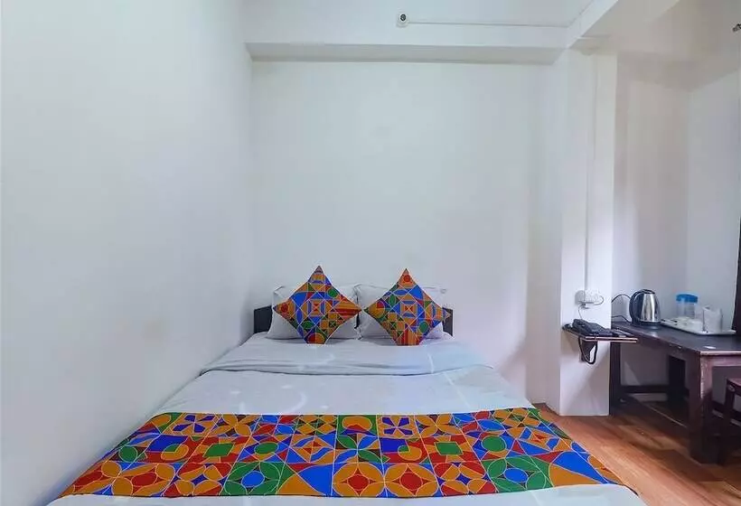 Hotelli Fabexpress Laxmi Niwas