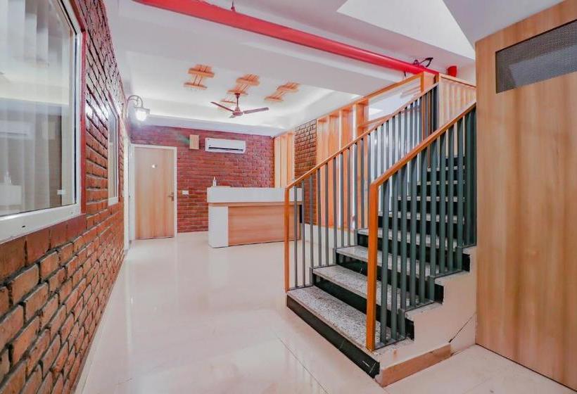 Hotel Oyo 78868 West Inn 2