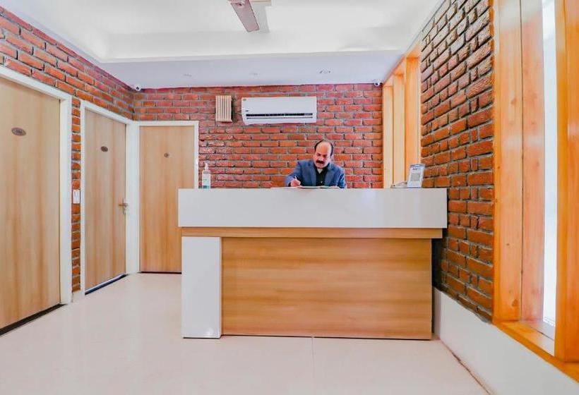 Hotel Oyo 78868 West Inn 2