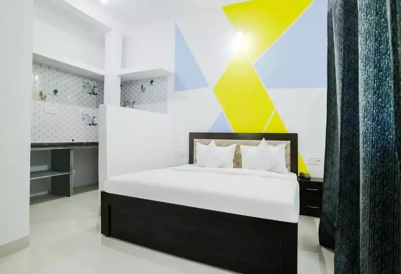 ホテル Oyo 79074 Flagship  Verma Inn