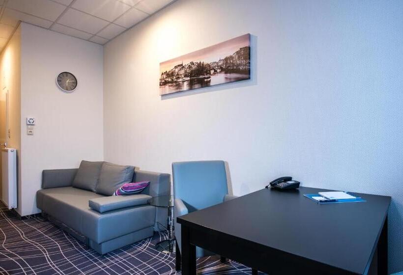 Отель Sky Business