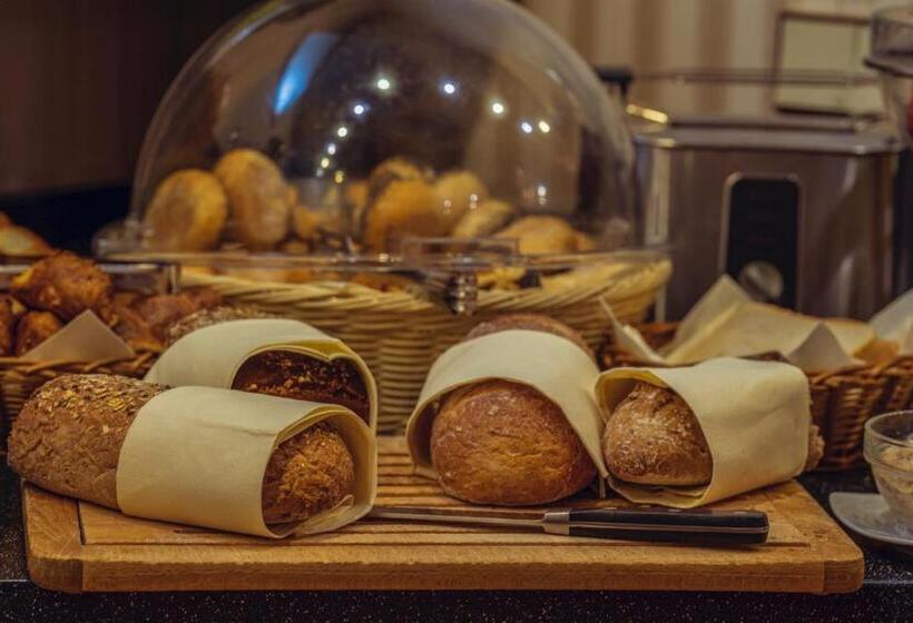 Отель Sky Business