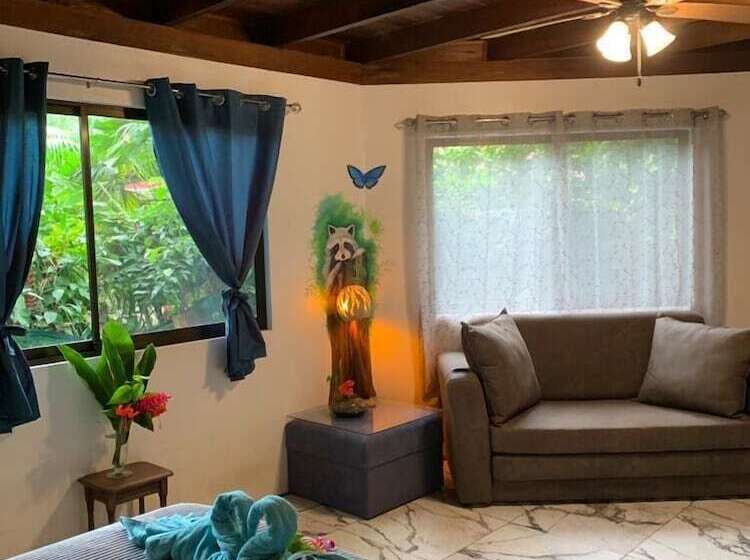 Пансион Casa Mambo