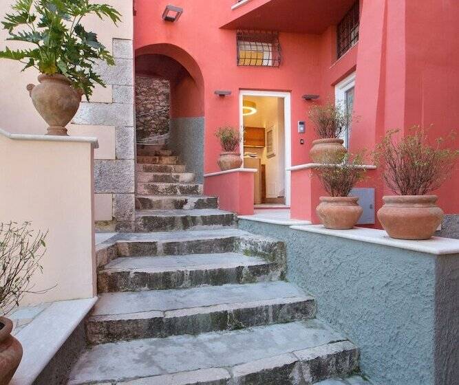 פנסיון Dimora Del Leone Gaeta