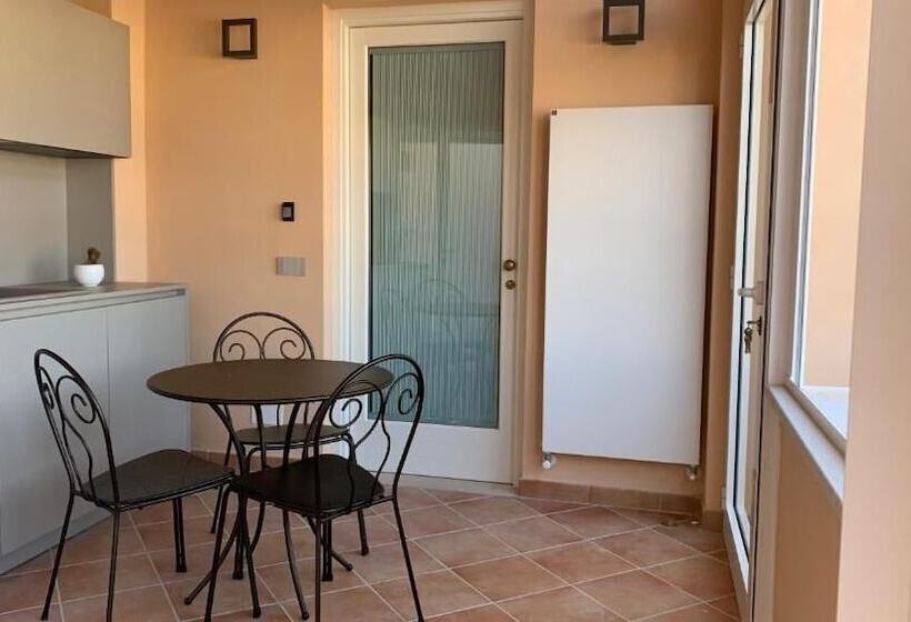 פנסיון Dimora Del Leone Gaeta