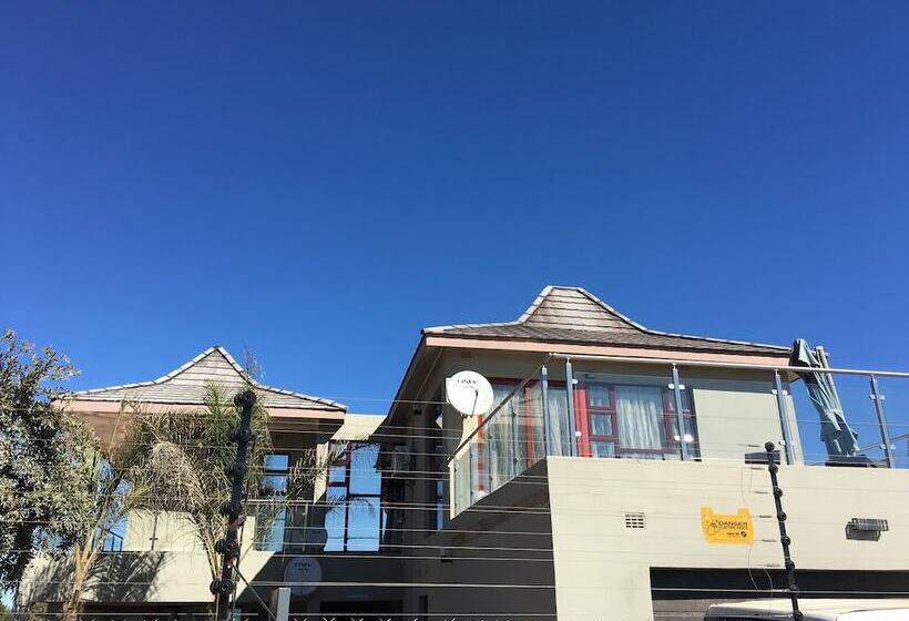 پانسیون Kanyi Guest House