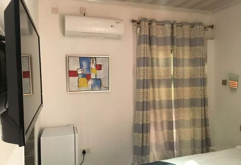 پانسیون Kanyi Guest House