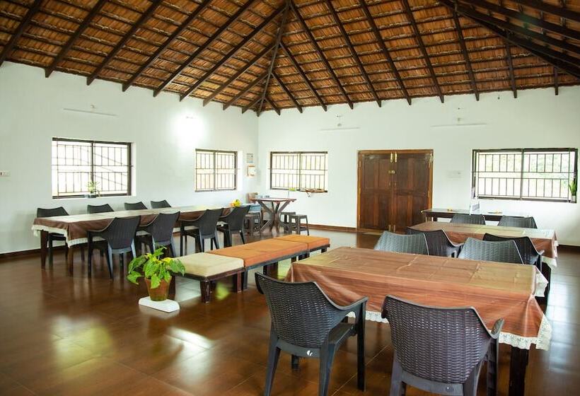 펜션 Room In Lodge   The Nest Bettathur Coorg Ct No 1