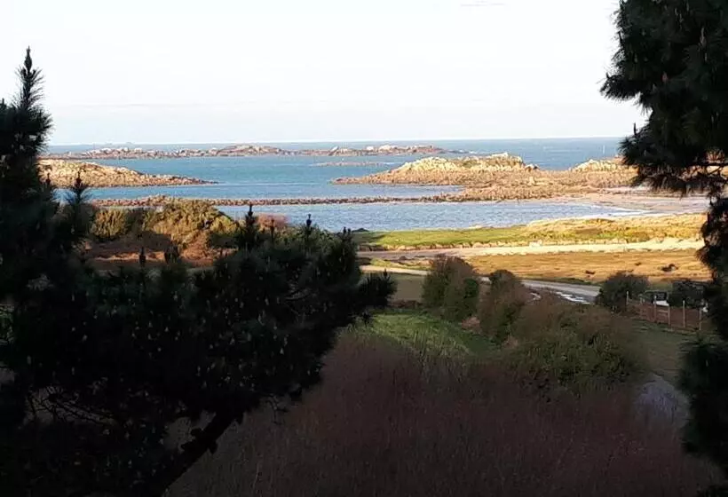 Auberge Granit Rose Hébergement Partagé En Auberge De Jeunesse Vue Sur Mer Dortoir Mixte & Cam