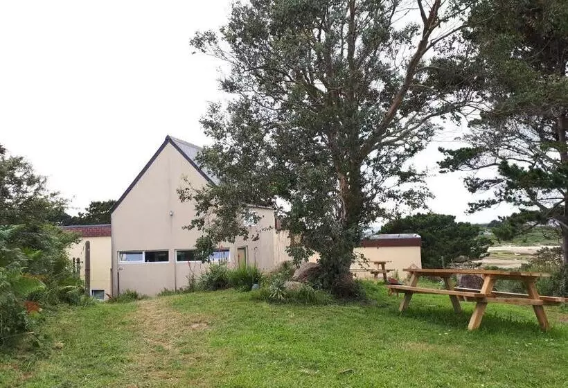 Auberge Granit Rose Hébergement Partagé En Auberge De Jeunesse Vue Sur Mer Dortoir Mixte & Cam