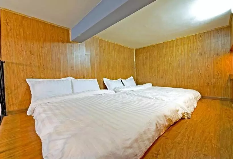 تختخواب و صبحانه Csltdl & Coffee Sân Vườn Vương Bảo Long đà Lạt