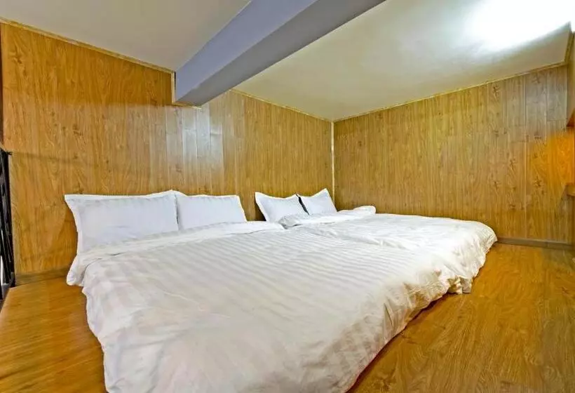 تختخواب و صبحانه Csltdl & Coffee Sân Vườn Vương Bảo Long đà Lạt