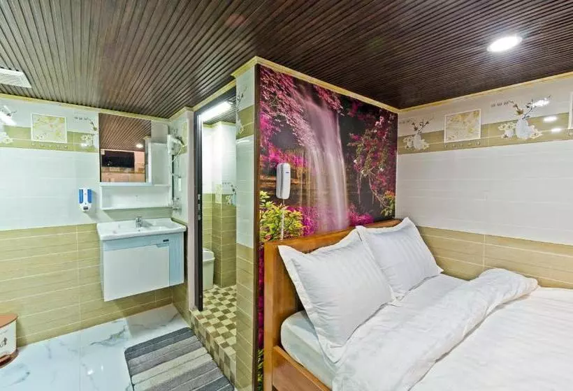 تختخواب و صبحانه Csltdl & Coffee Sân Vườn Vương Bảo Long đà Lạt