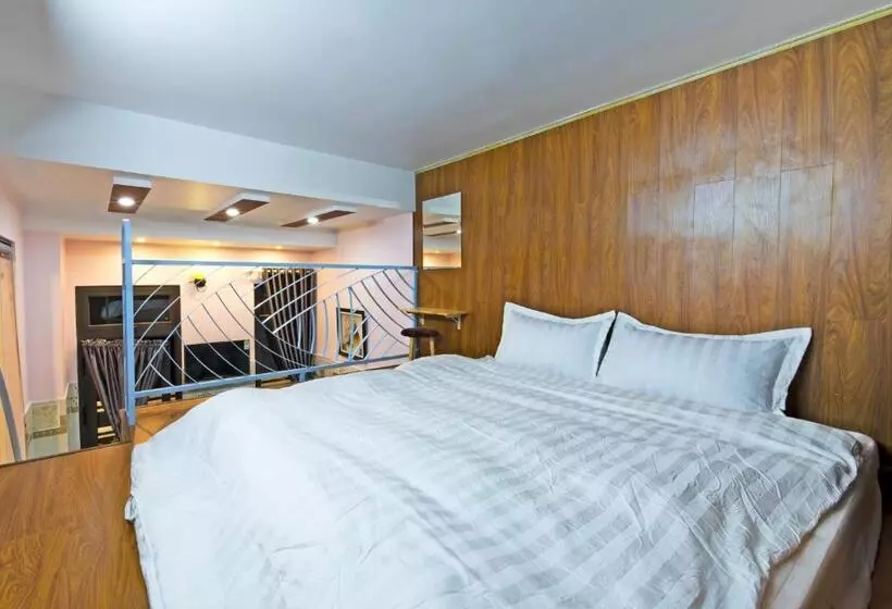 تختخواب و صبحانه Csltdl & Coffee Sân Vườn Vương Bảo Long đà Lạt