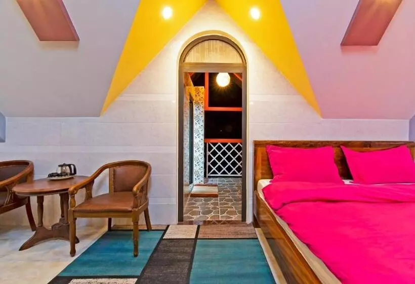 تختخواب و صبحانه Csltdl & Coffee Sân Vườn Vương Bảo Long đà Lạt