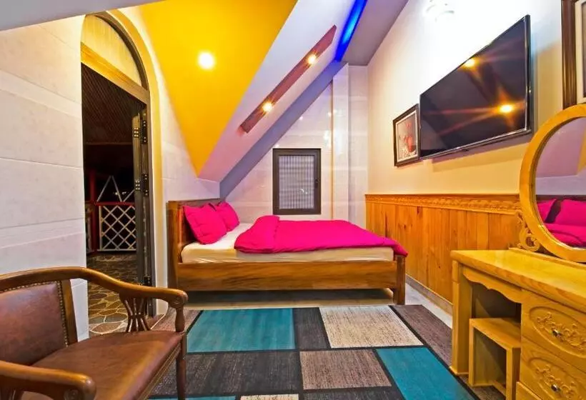 تختخواب و صبحانه Csltdl & Coffee Sân Vườn Vương Bảo Long đà Lạt