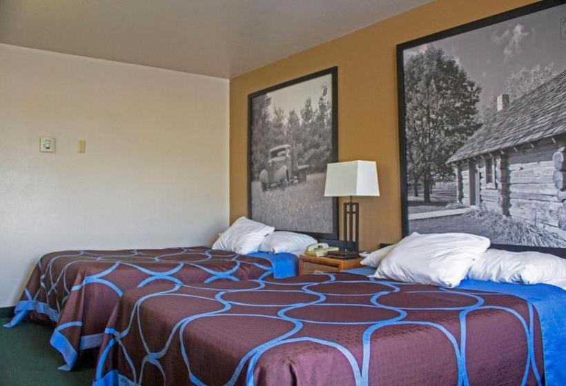 בית מלון כפרי Amerivu Inn And Suites Shawano Wi