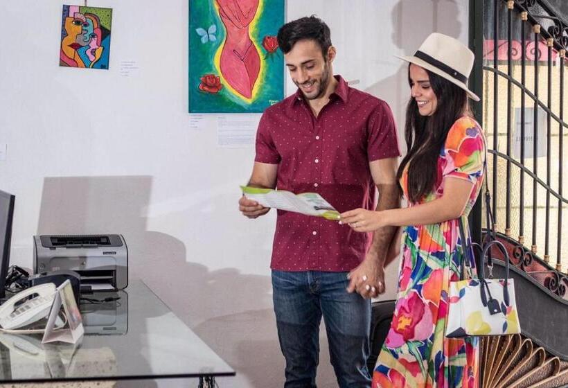 فندق Boutique Sol Y Luna Spa