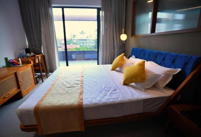 هتل E.05 City Inn