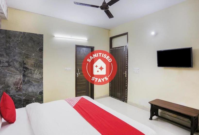 ホテル Oyo 78112 Second Home S