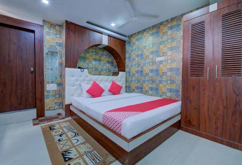 בית מלון כפרי Oyo 78611 Flagship Oxy Hangout