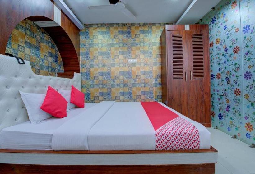 בית מלון כפרי Oyo 78611 Flagship Oxy Hangout