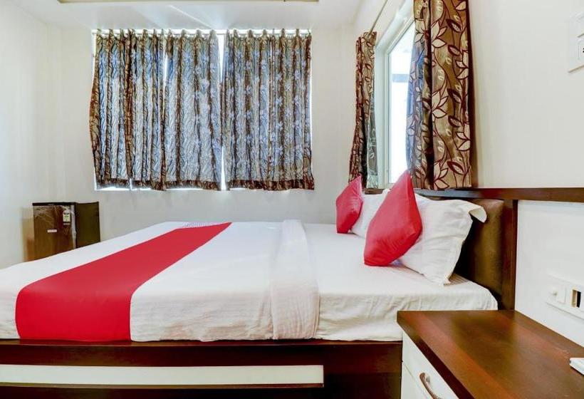 בית מלון כפרי Oyo 78853  Raj Paradise