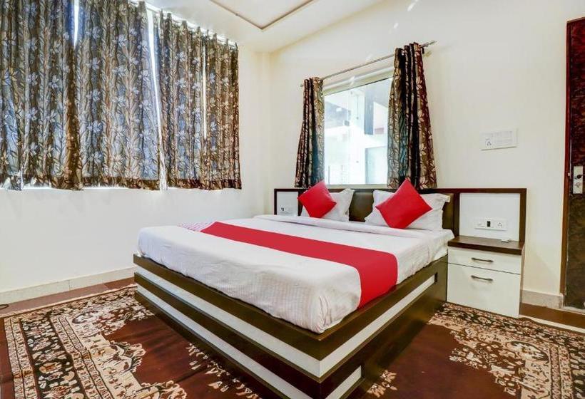 בית מלון כפרי Oyo 78853  Raj Paradise