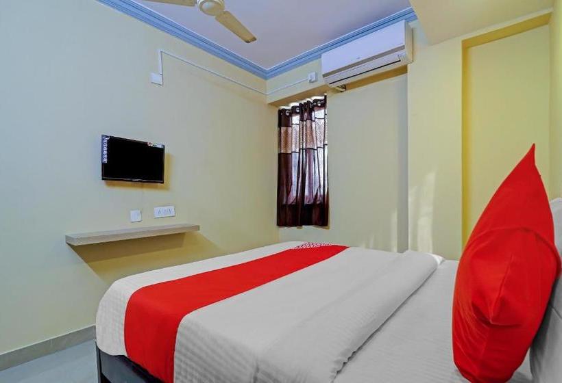 בית מלון כפרי Oyo Hyd1606 Cielo Inn