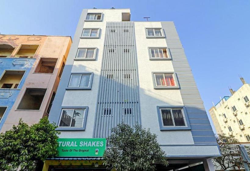 בית מלון כפרי Oyo Hyd1606 Cielo Inn