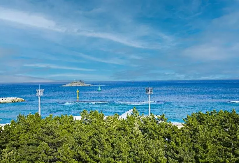 ホテル Sokcho Chonpines Beach