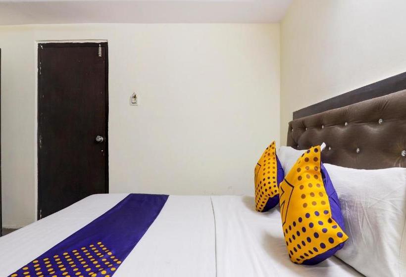 בית מלון כפרי Spot On 75648  Hill Fort Inn