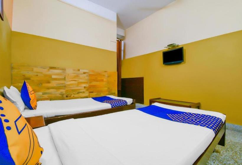 Отель Collection O 78088  Embassy