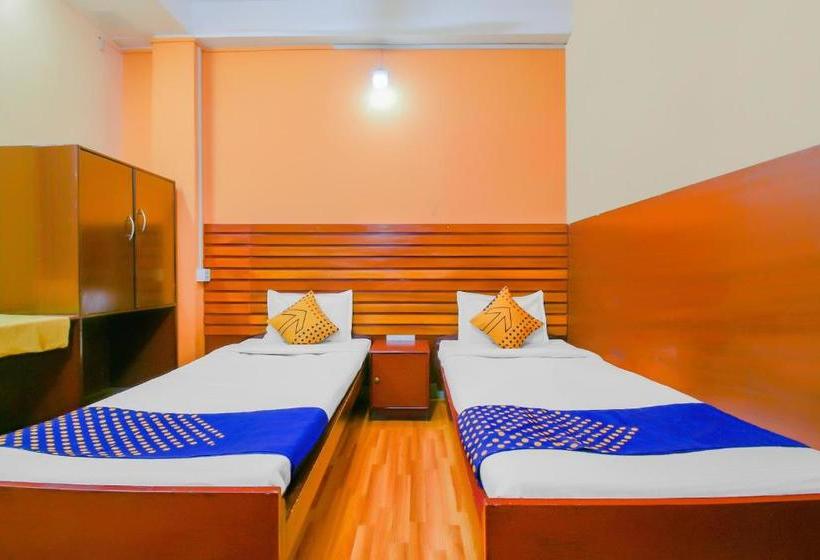 Отель Collection O 78088  Embassy