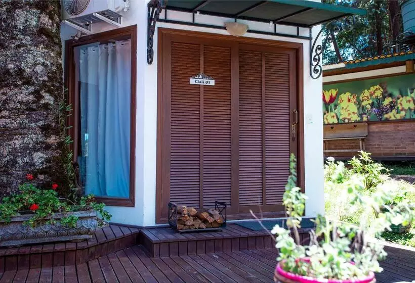 پانسیون Pousada Suiça Mineira Garden
