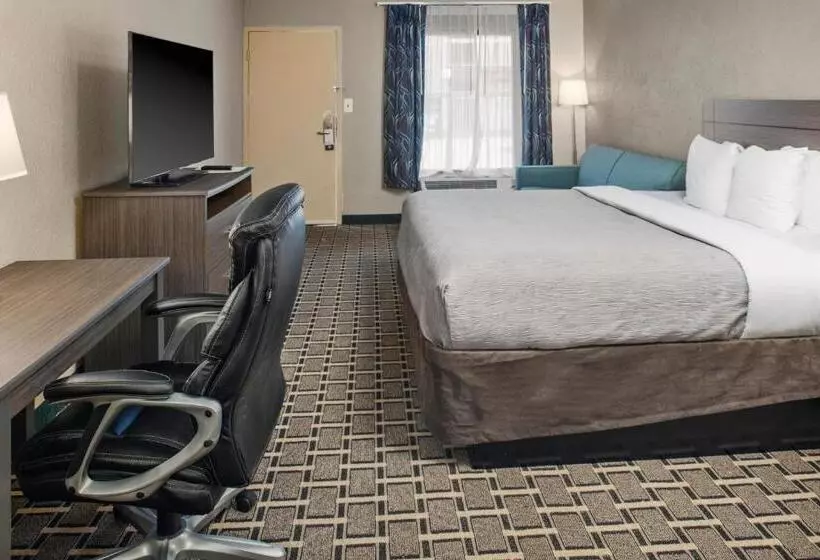 Suburban Studios Hotel Kingsland Near I 95
