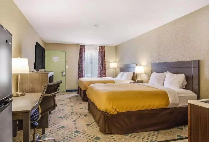 Suburban Studios Hotel Kingsland Near I 95
