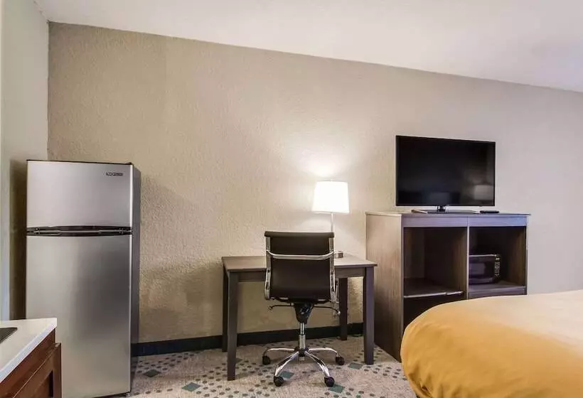 Suburban Studios Hotel Kingsland Near I 95