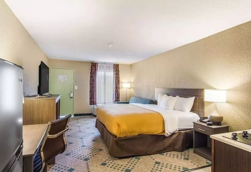 Suburban Studios Hotel Kingsland Near I 95