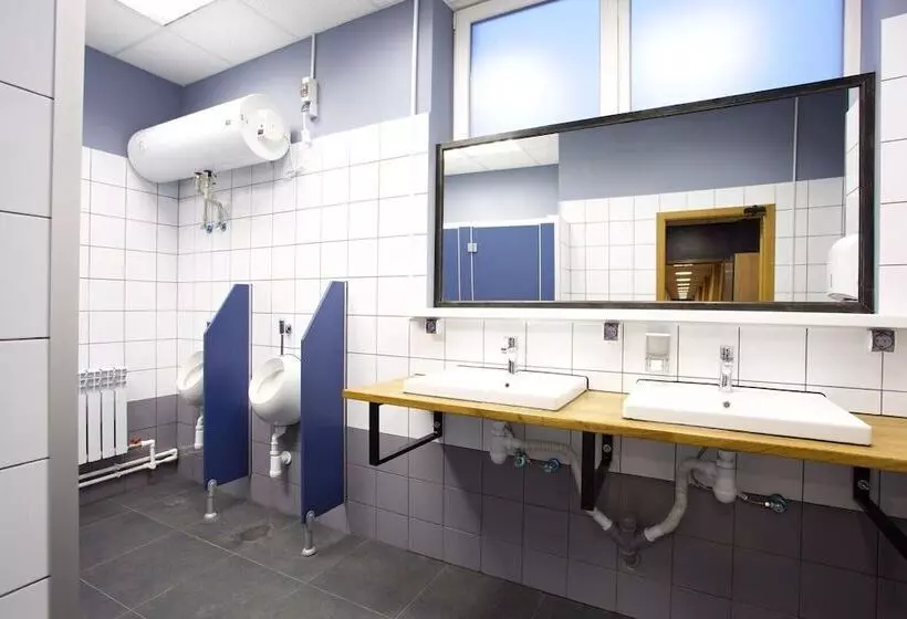 هتل کپسول Kyiv