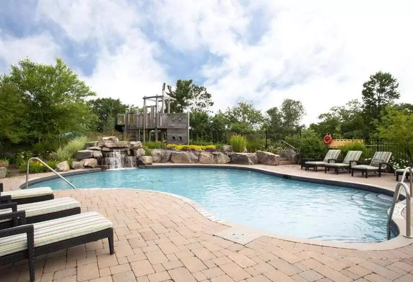 Hotelli Muskoka Bay Resort