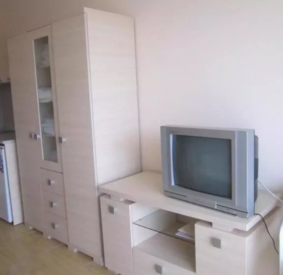 Aqua Dreams Studio Apartment