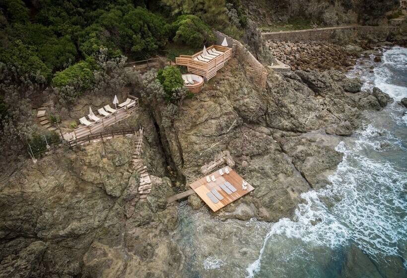 Grand Hotel Villa Parisi