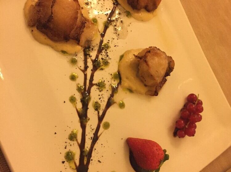 Grand Hotel Villa Parisi