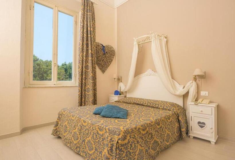 Grand Hotel Villa Parisi