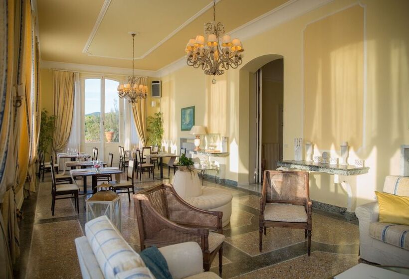 Grand Hotel Villa Parisi