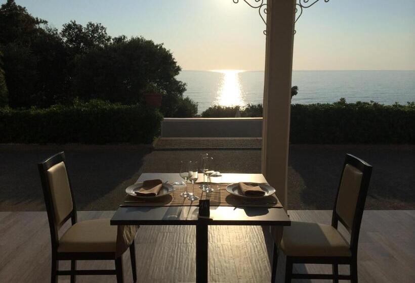 Grand Hotel Villa Parisi